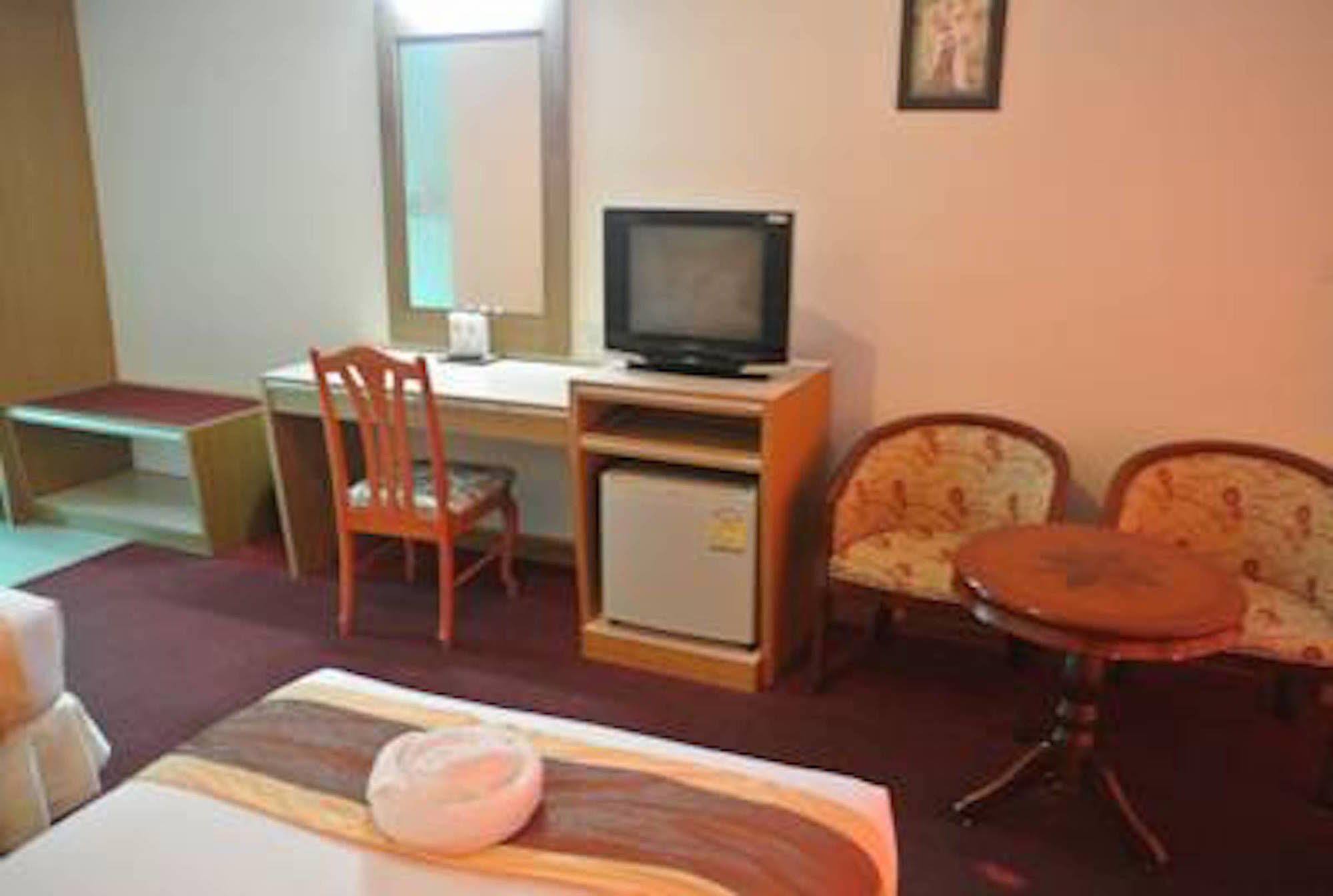Chaikana Thani Hotel Phatthalung Exteriör bild