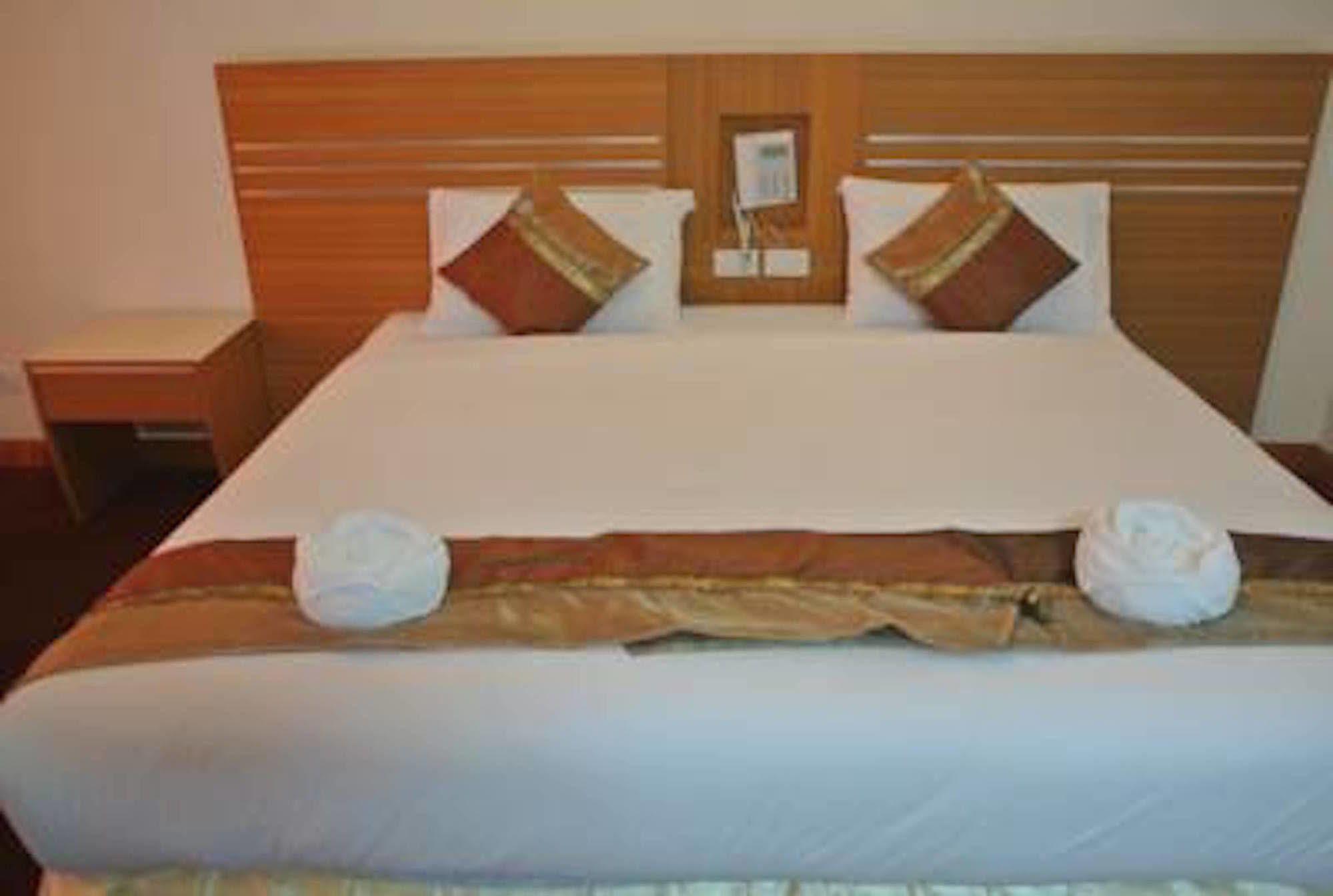 Chaikana Thani Hotel Phatthalung Exteriör bild