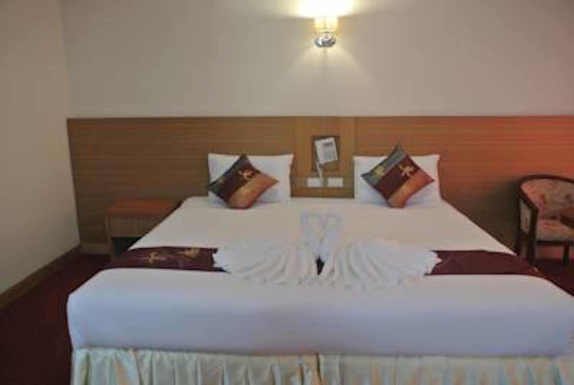 Chaikana Thani Hotel Phatthalung Exteriör bild