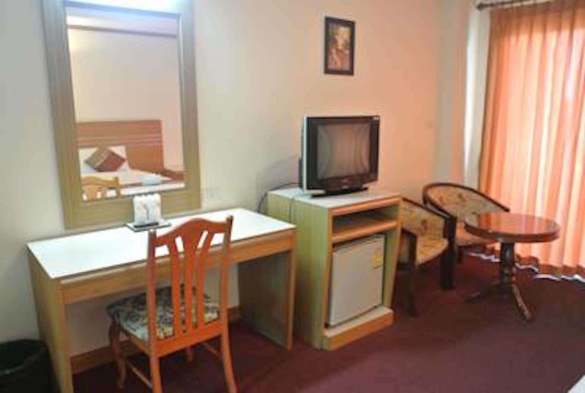 Chaikana Thani Hotel Phatthalung Exteriör bild