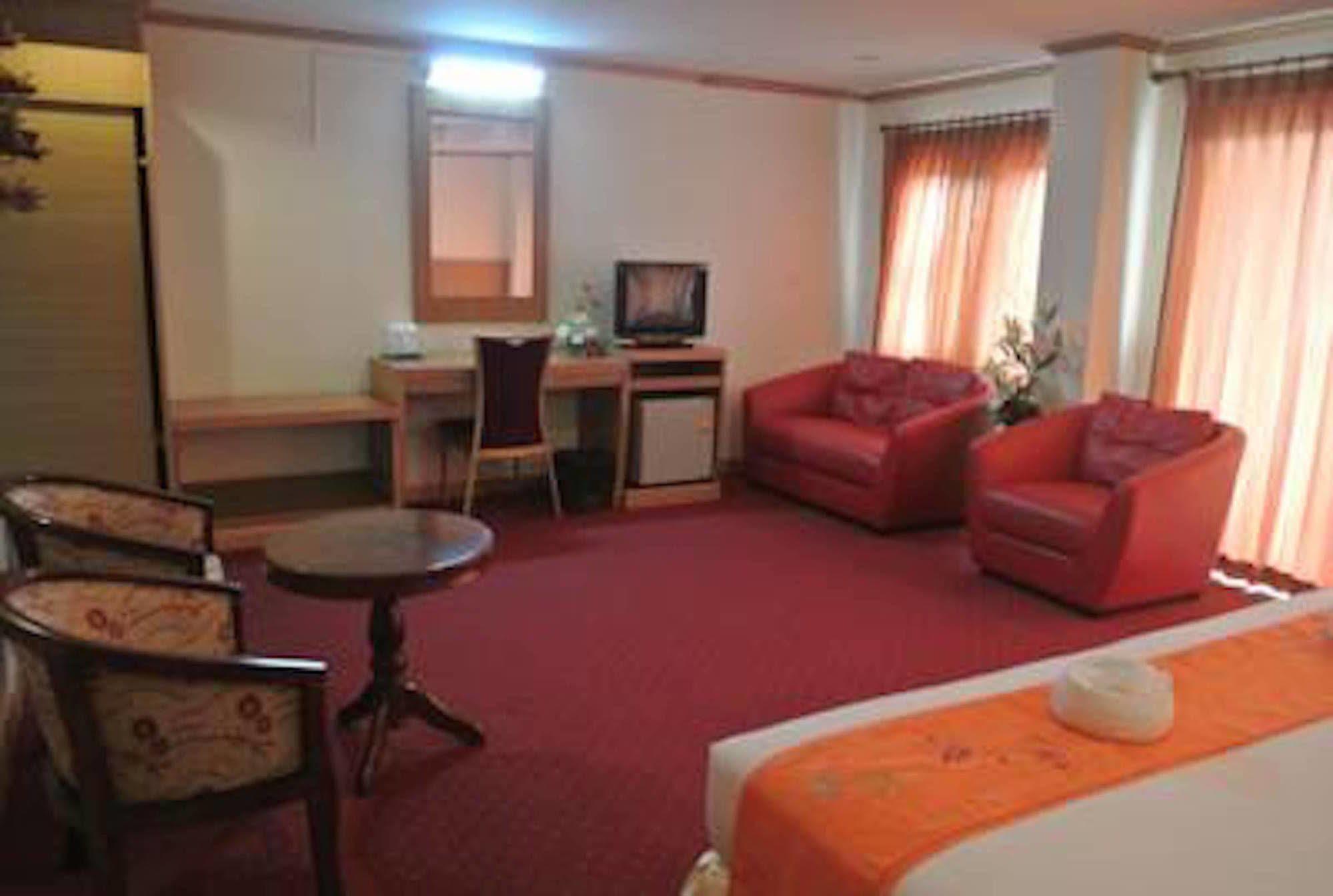 Chaikana Thani Hotel Phatthalung Exteriör bild